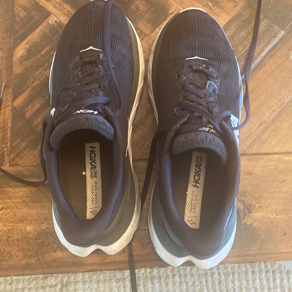 Hoka women’s tennis shoes